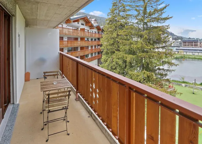 Joli Au Centre Апартаменты *